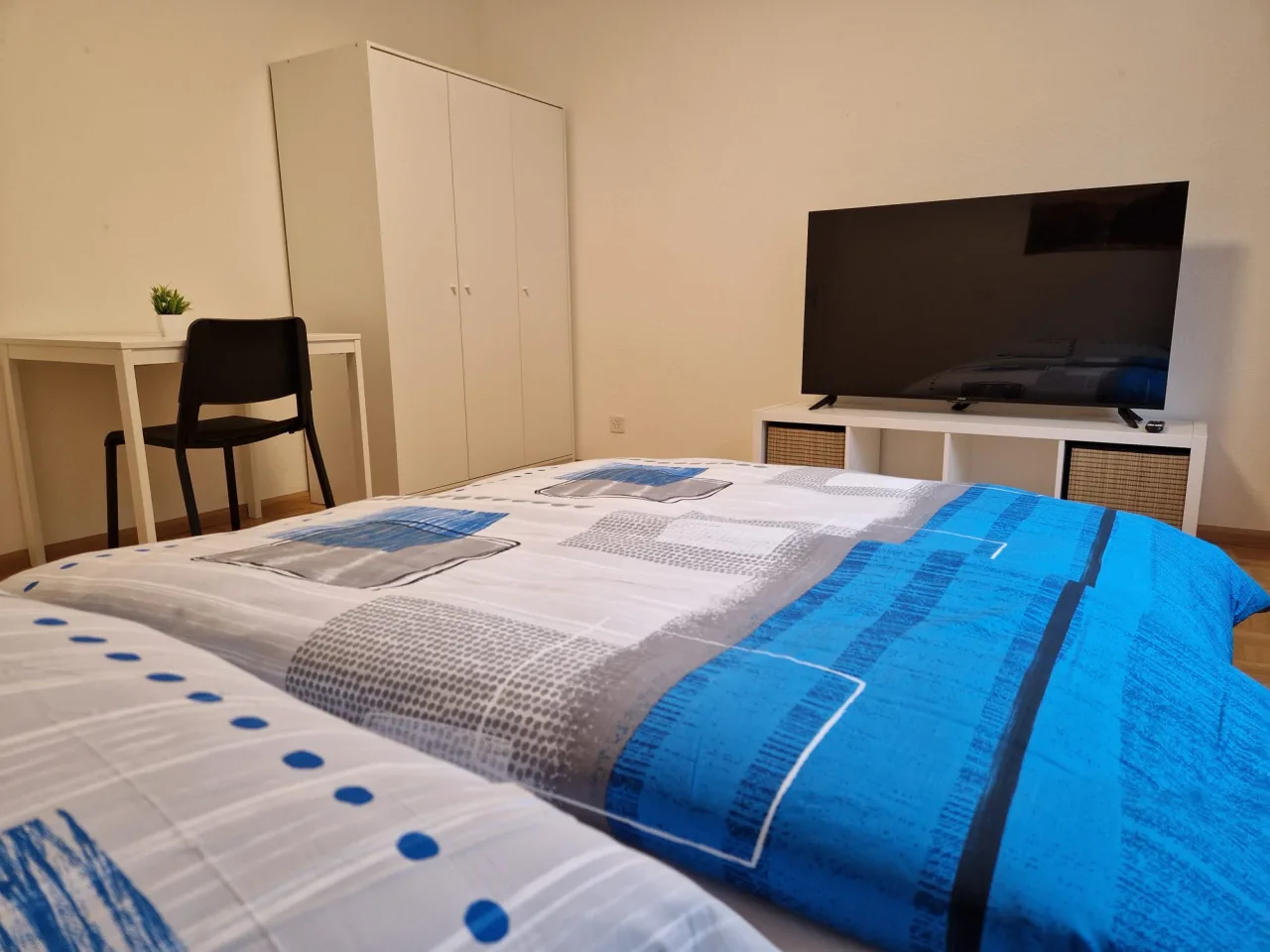 Möbliertes WG-Zimmer an der Loretohöhe in Zug zur Miete